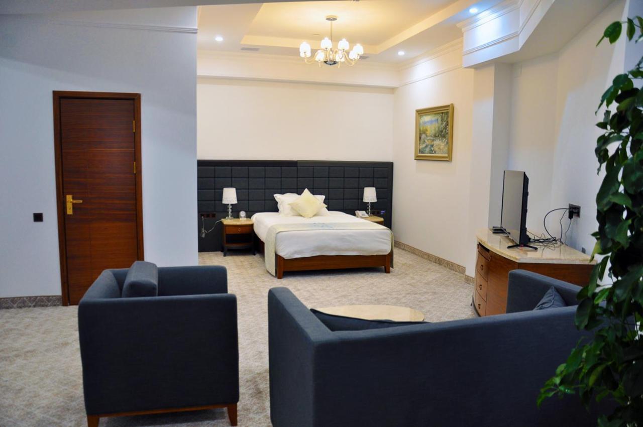 Parliament Palace Hotel Khujand Luaran gambar