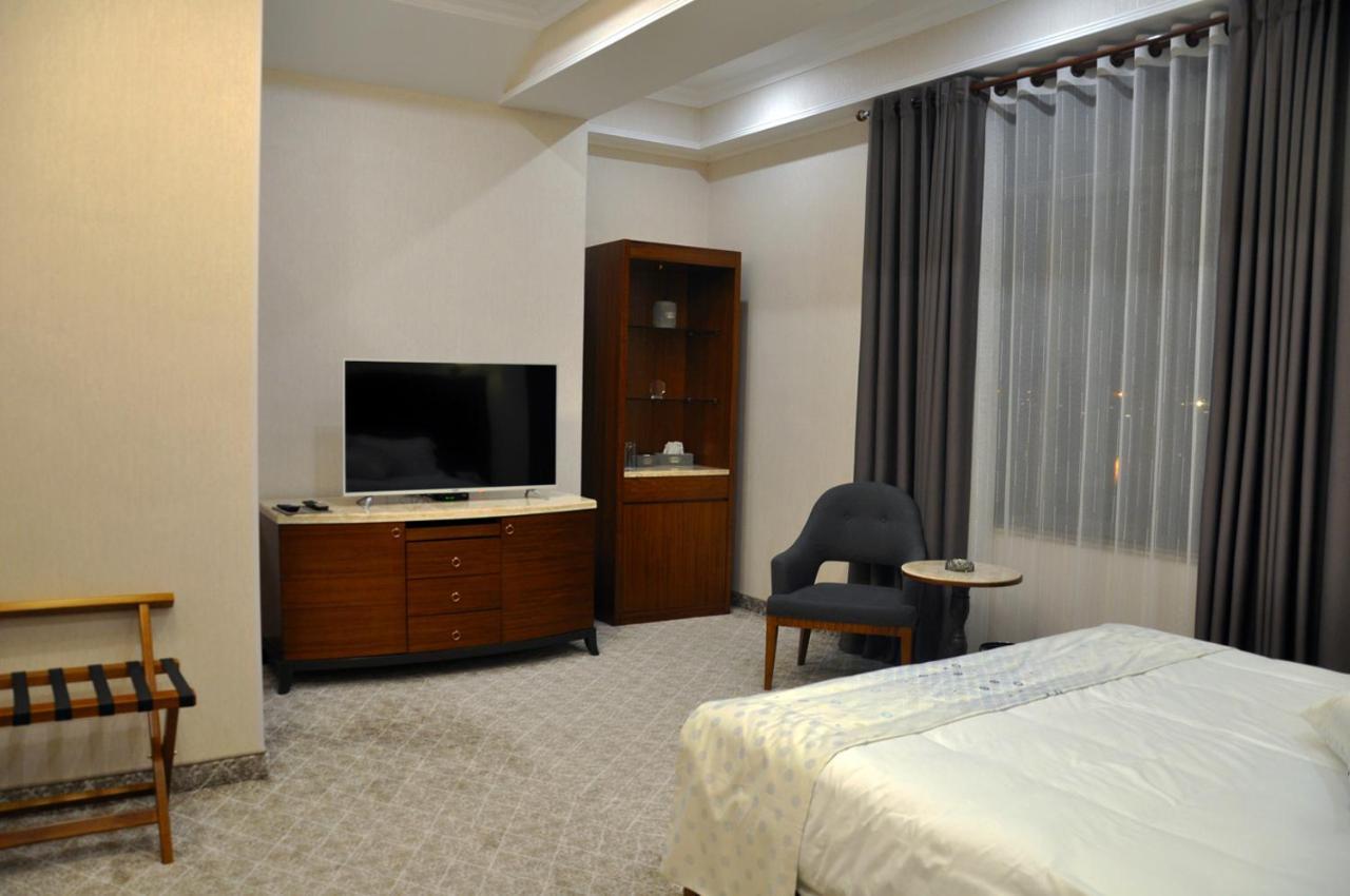 Parliament Palace Hotel Khujand Luaran gambar