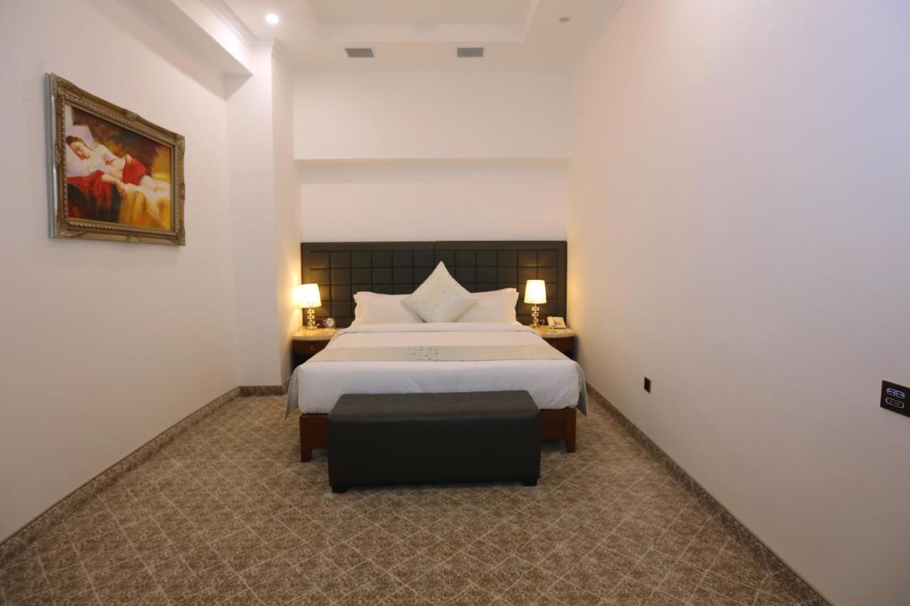 Parliament Palace Hotel Khujand Luaran gambar