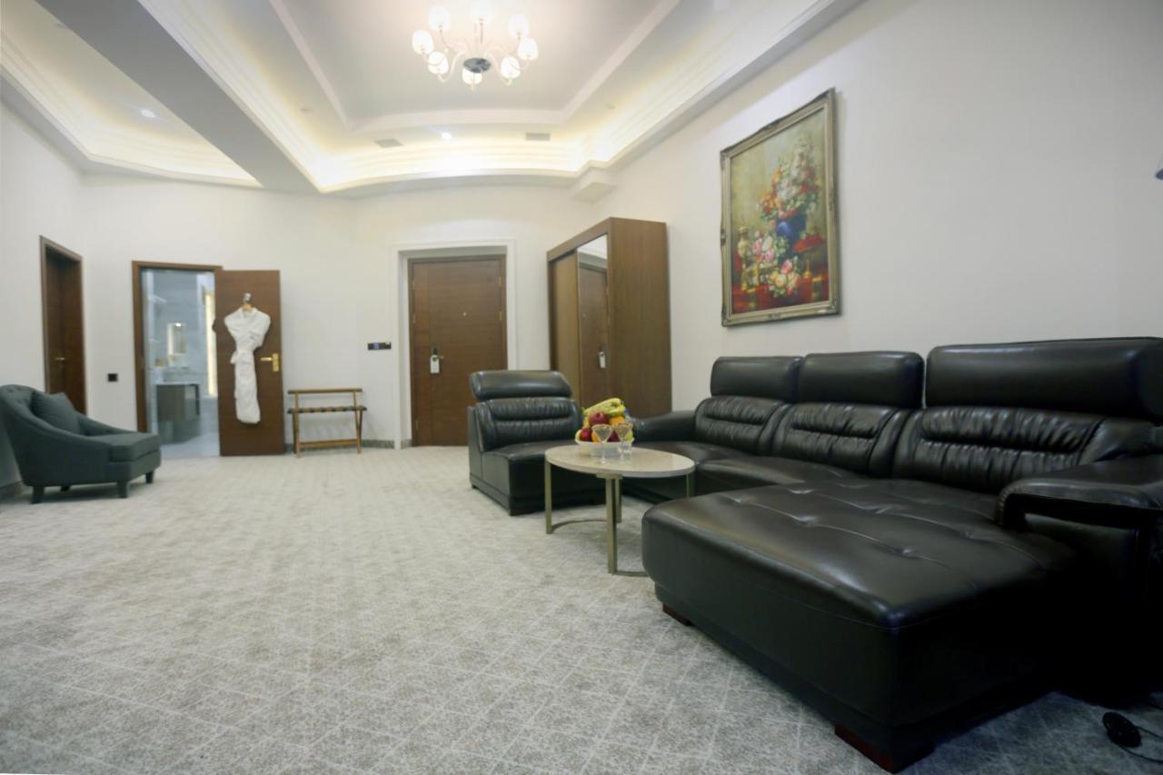 Parliament Palace Hotel Khujand Luaran gambar
