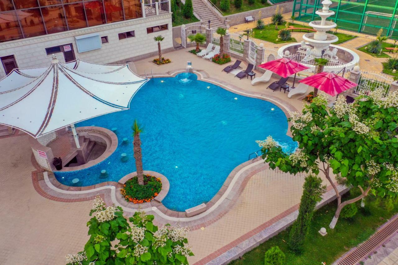 Parliament Palace Hotel Khujand Luaran gambar
